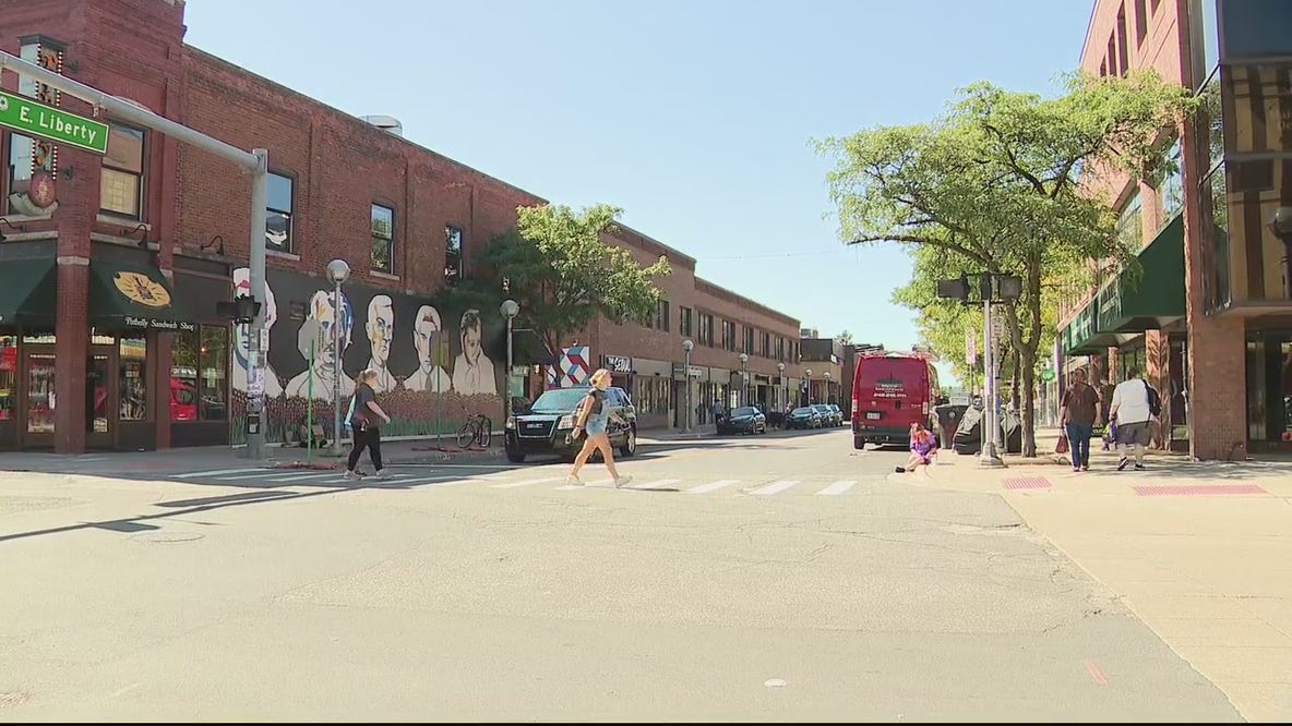 Turning right on red may soon be illegal in downtown Ann Arbor