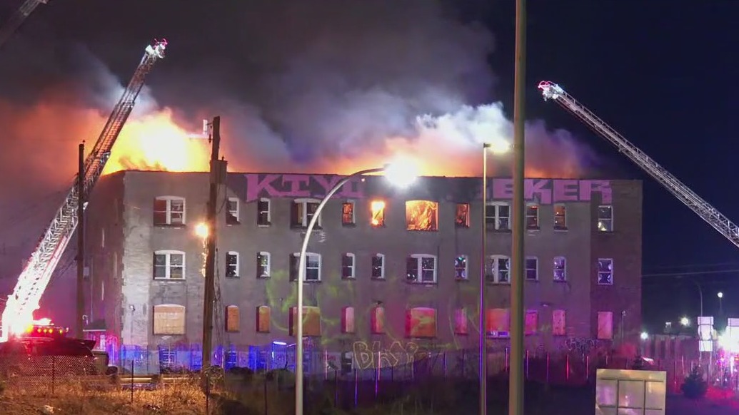 Fire at vacant Mpls apartment building
