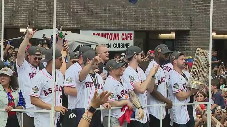 Astros feeling the love during World Series Parade of Champions