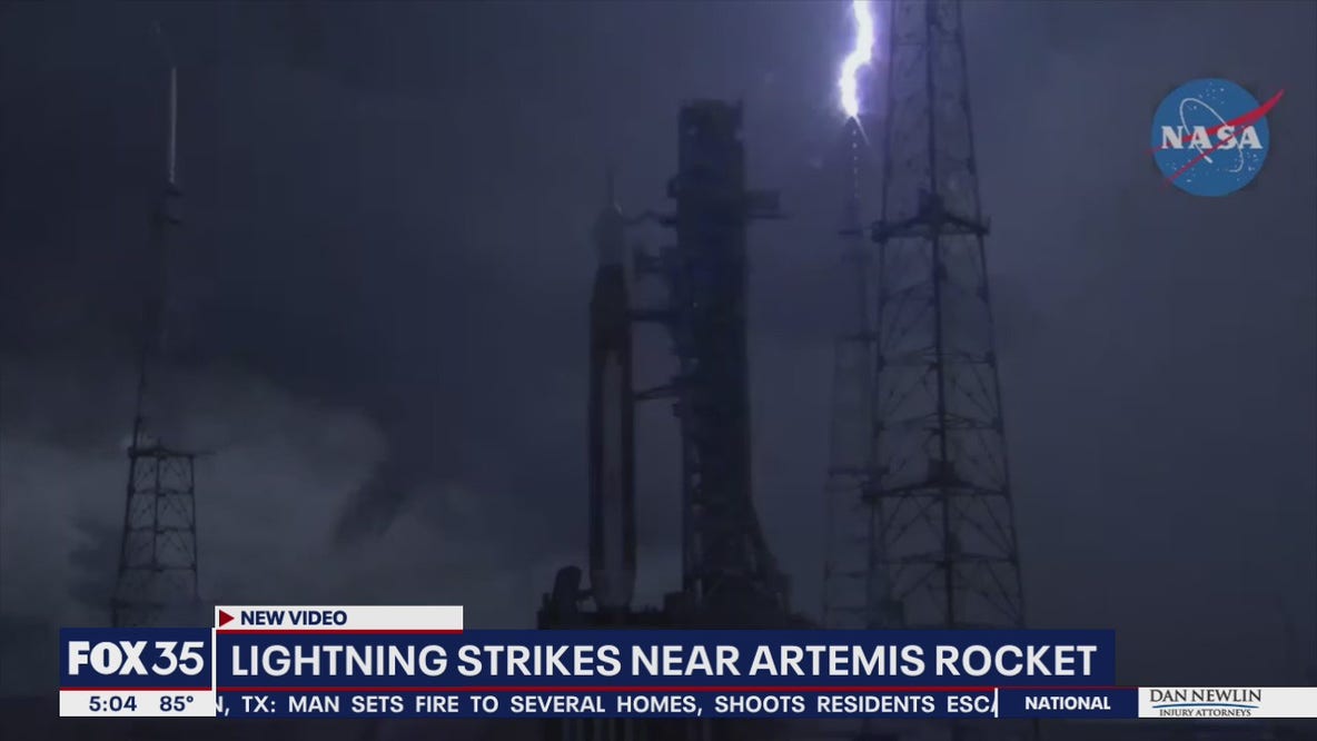 Lightning strikes near Artemis rocket