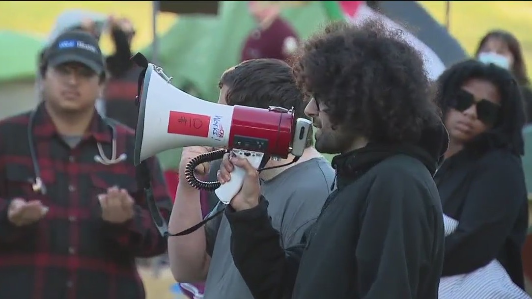 San Francisco State pro-Palestinian protesters rally for Israel divestment