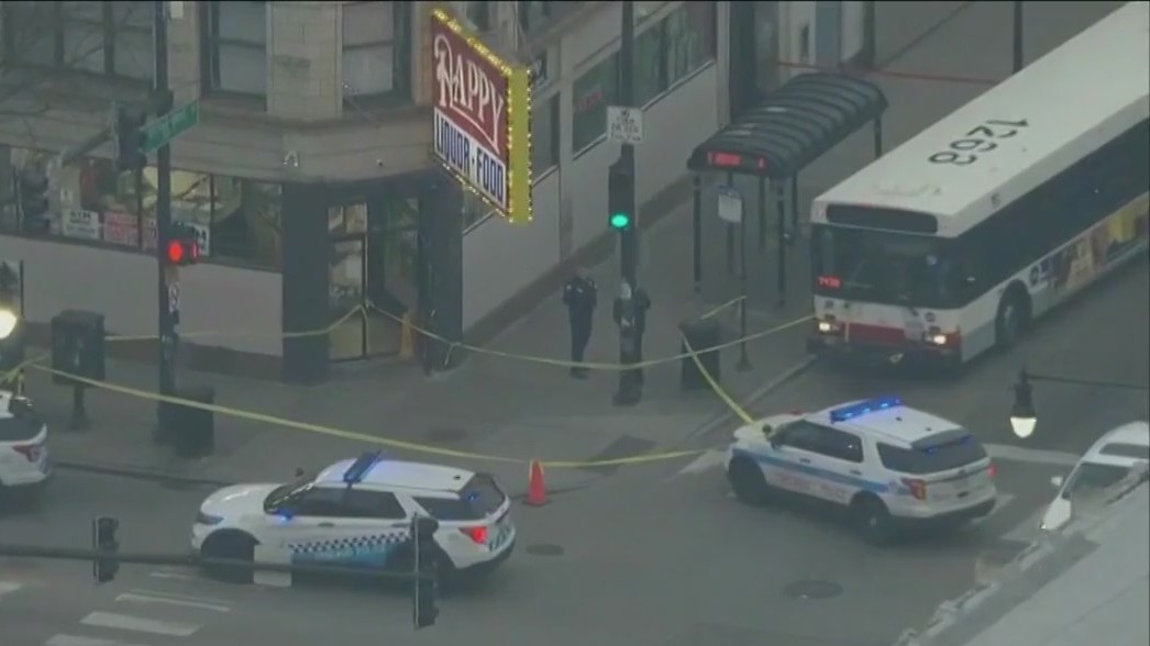 Man killed, woman shot while getting off CTA bus on South Side