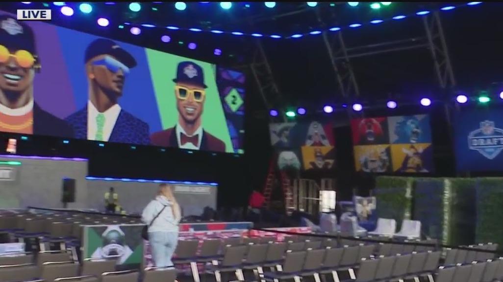 A look inside the NFL Draft Experience
