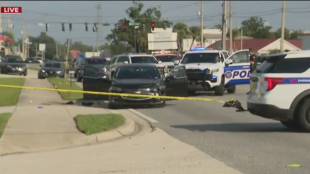 Orlando shooting ends in police chase