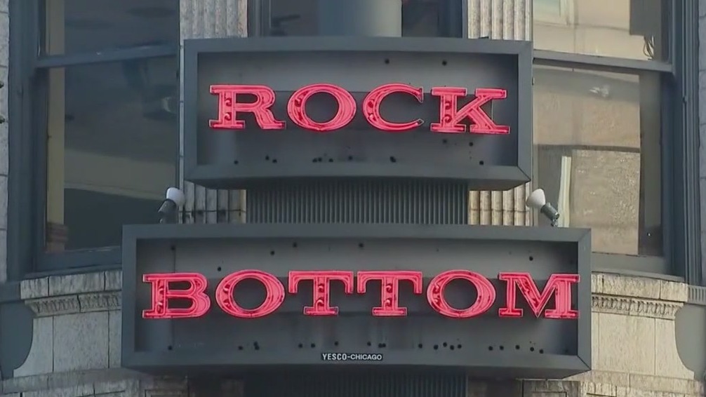 Rock Bottom Brewery, staple of River North, permanently closes its doors