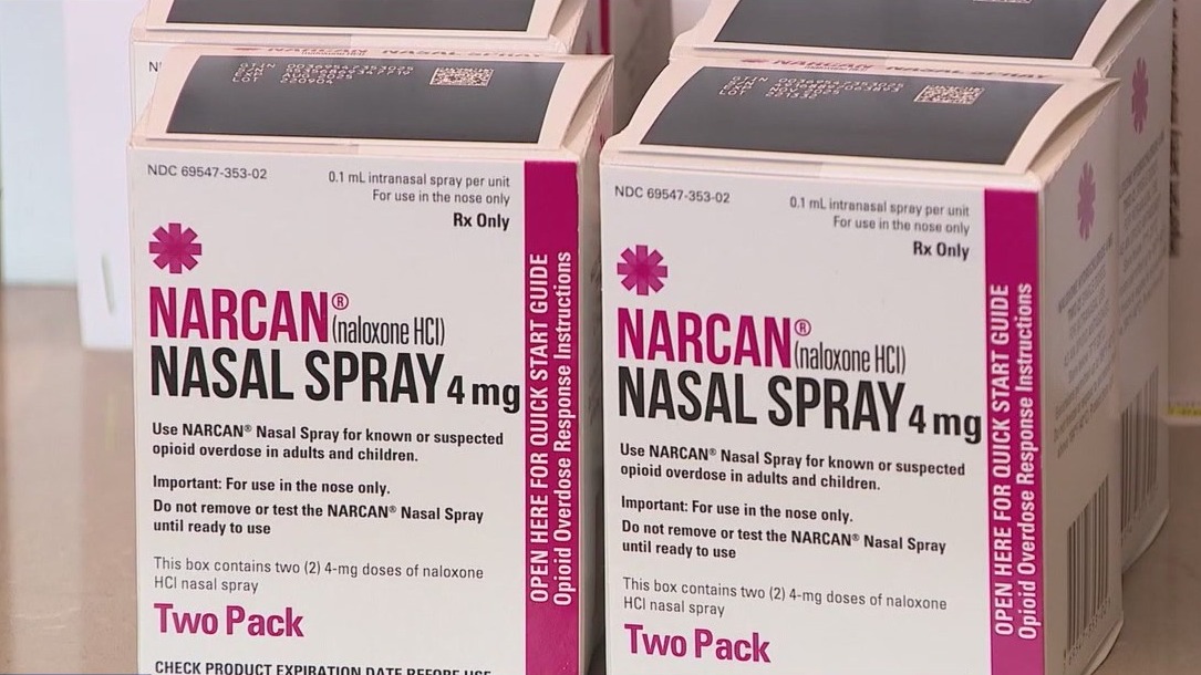 AZ schools chief to put Narcan in schools
