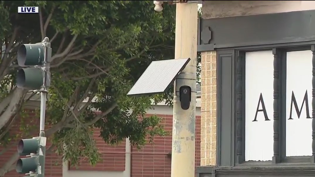 San Francisco begins installing 400 license plate reading cameras