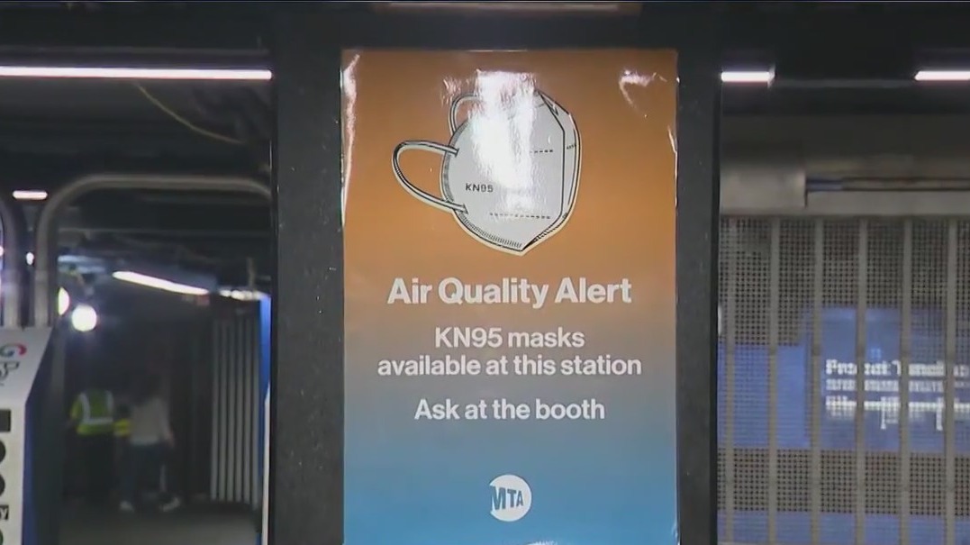 NYC air quality: Free N-95 mask distribution