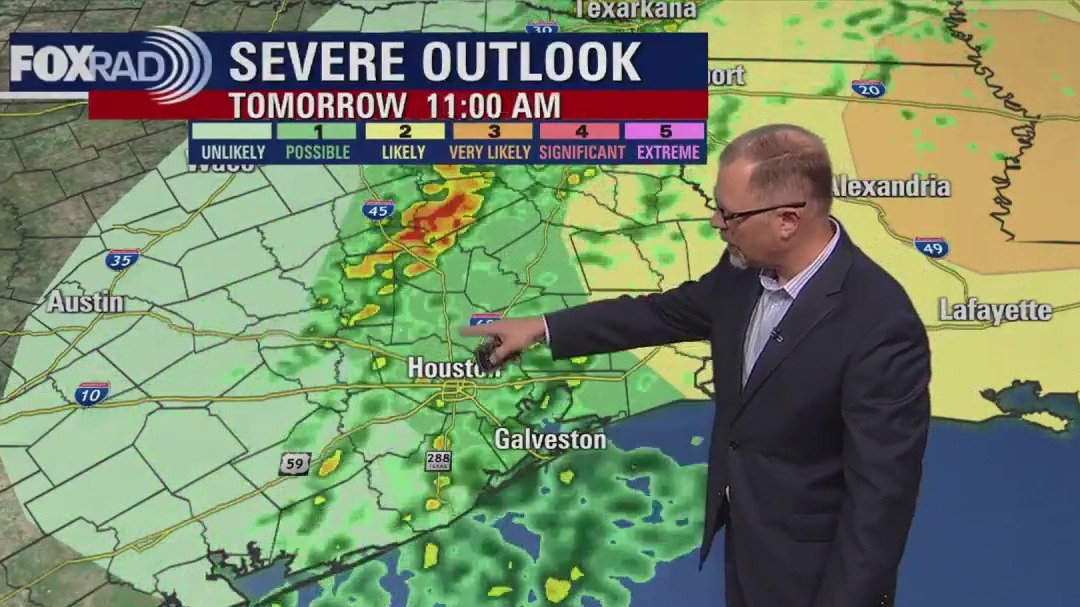 FOX 26 Houston Weather Forecast: More rain possible Monday morning