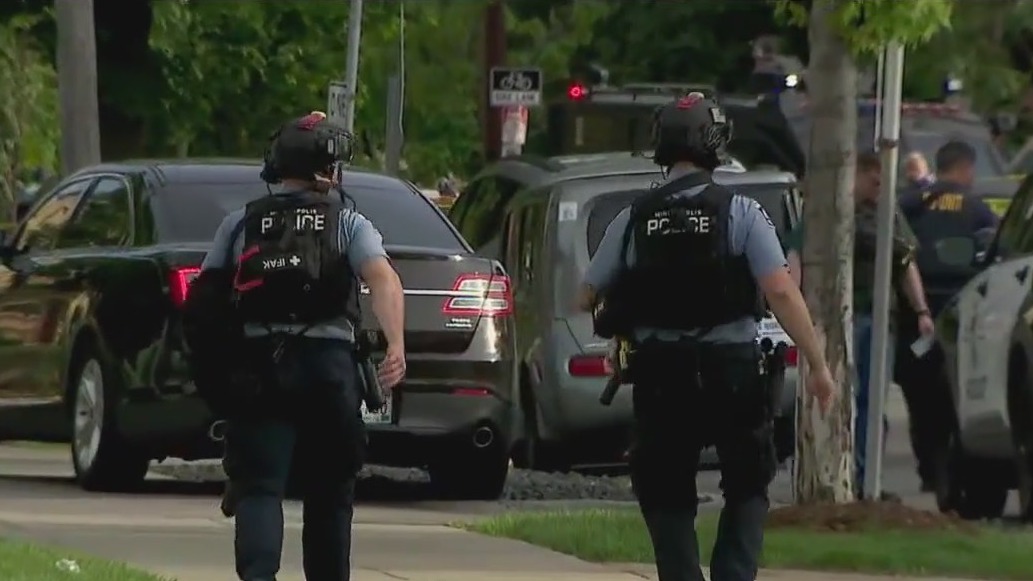 Minneapolis shooting leaves 2 cop hurt: Sources