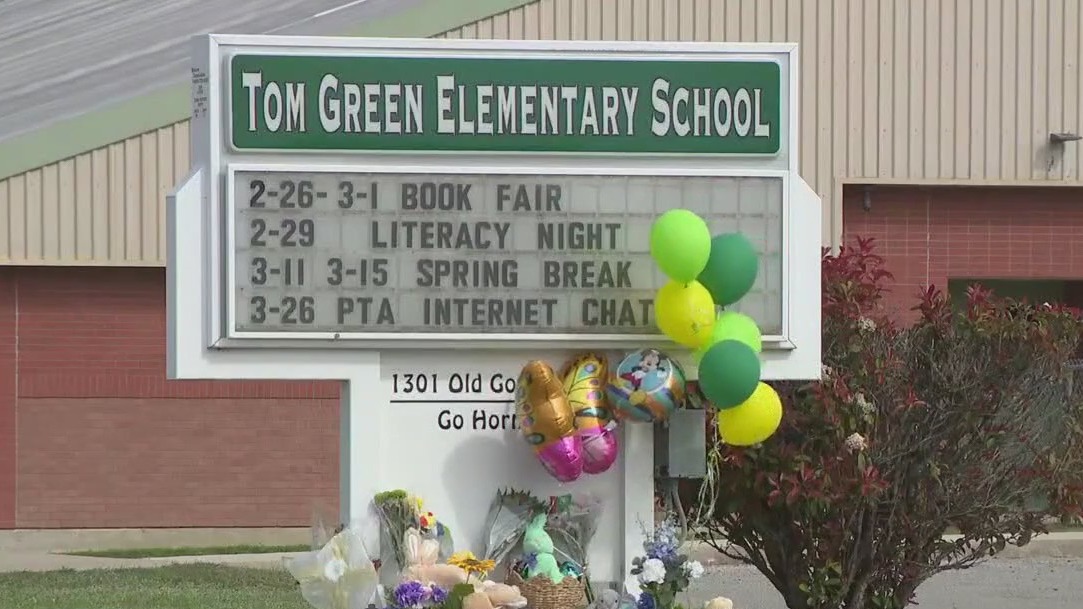 Texas school bus crash: Hays CISD superintendent speaks on deadly crash