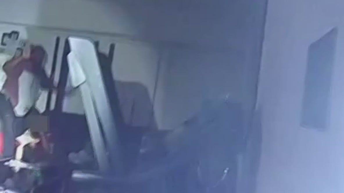 Video: Farmington Hills police arrest suspect in act of stabbing attack