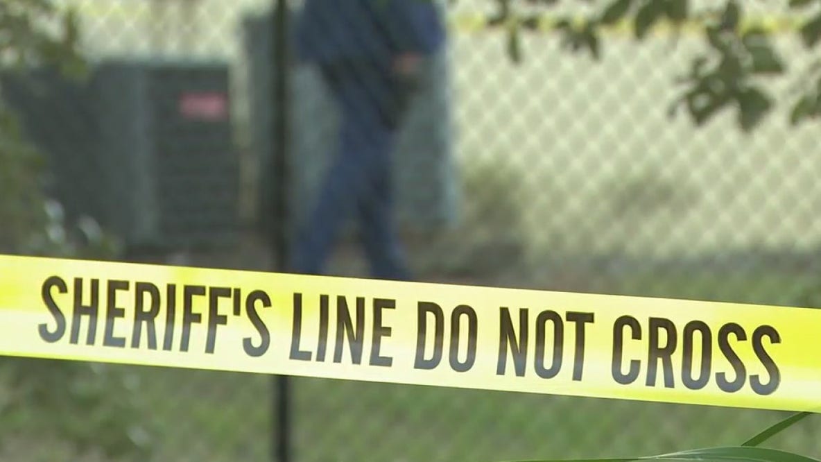 Orange County deputies investigate after 2 teens shot