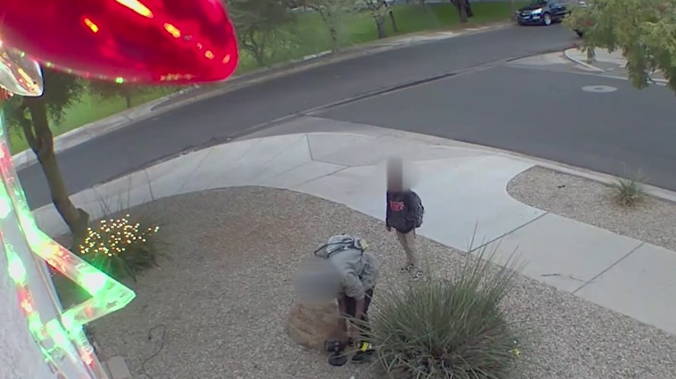 'It makes me sad': Phoenix man's Christmas decorations ruined for second year in a row