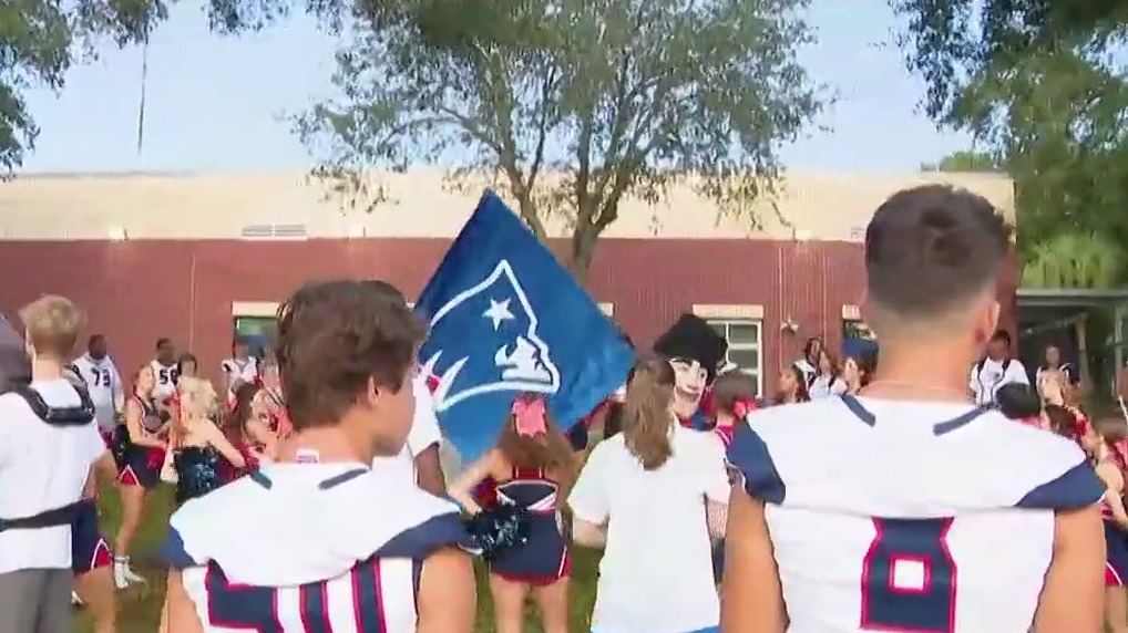 Football Friday: Lake Brantley High School