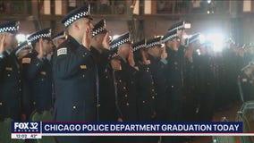 New recruits join Chicago police force as department mourns fallen officer