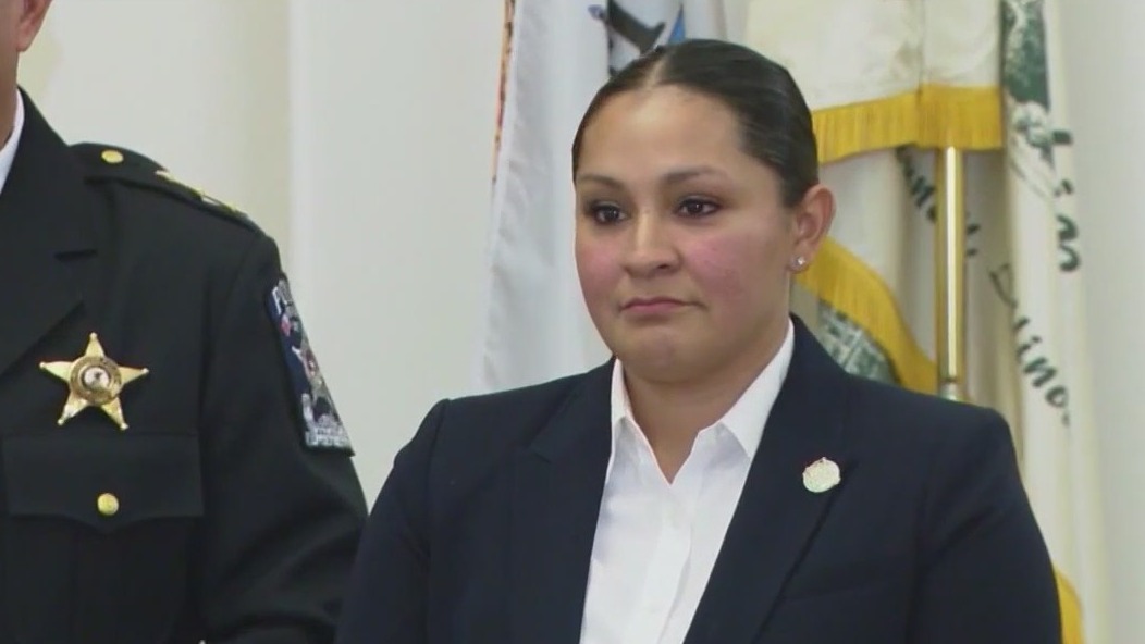 Decertified Cook County police officer to be sworn in
