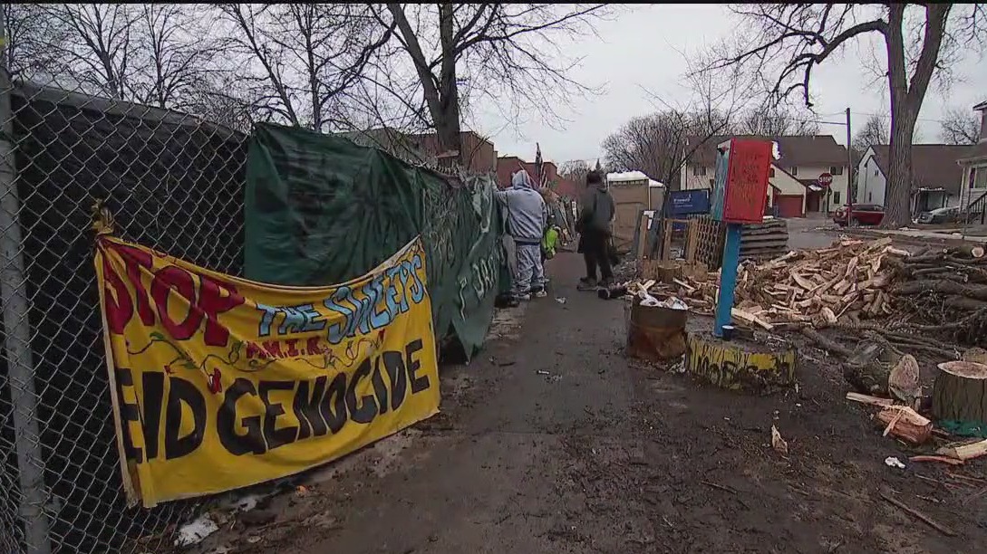 Encampment residents suing Minneapolis Mayor
