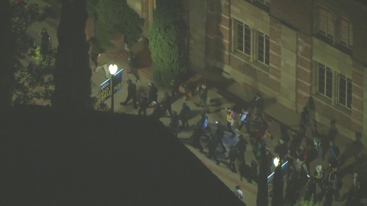 UCLA protests: Police marching into campus