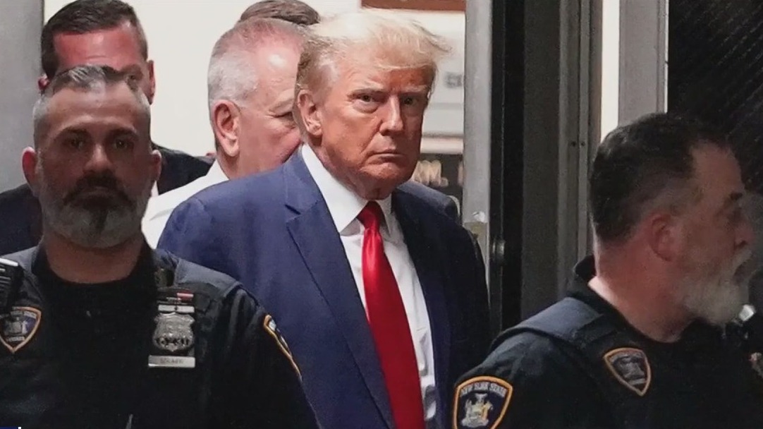 Trump leaves New York after no guilty plea on 34 felony counts