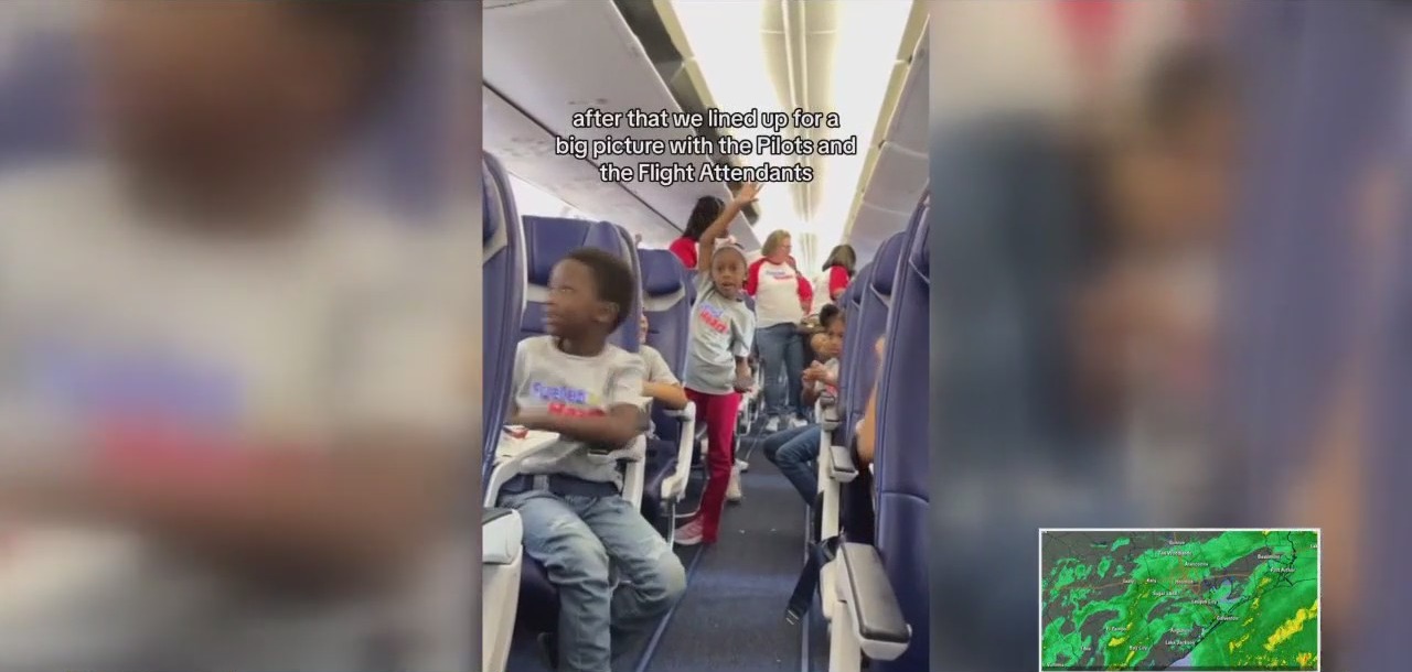 Southwest airlines surprises 1st grade class