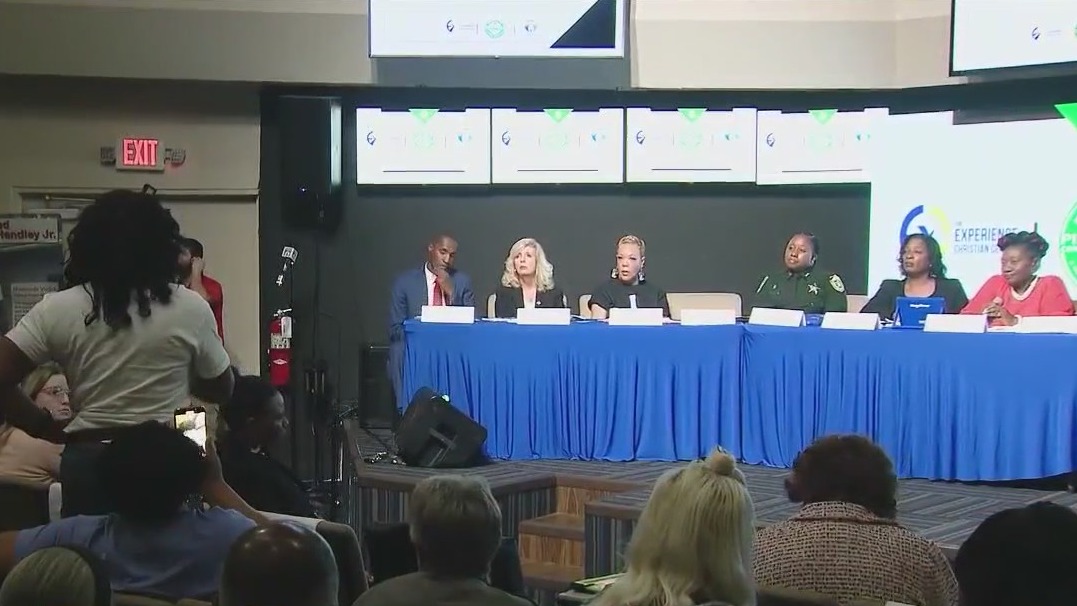 Pine Hills community meeting aims to find solutions to stop violence