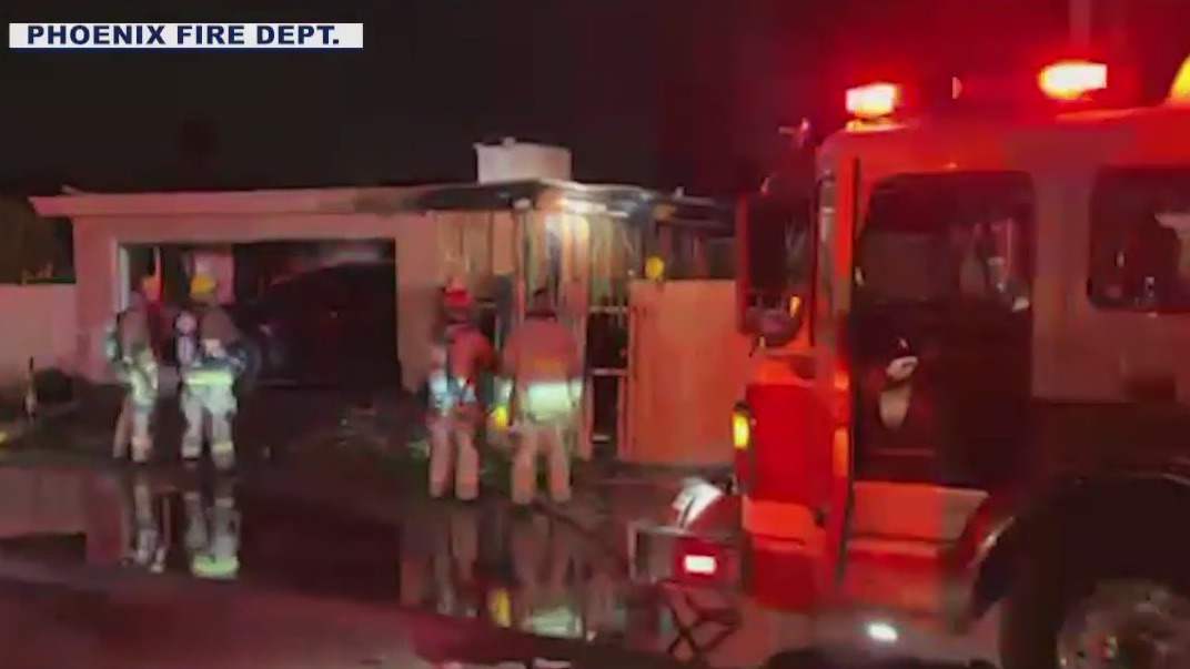 Phoenix familiy of 7 displaced by fire