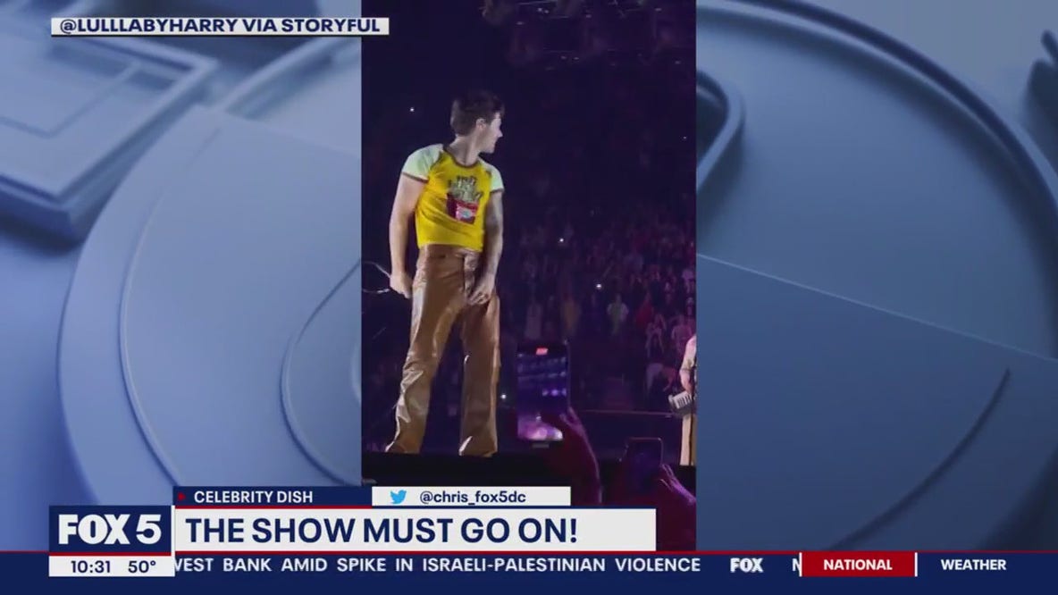 Harry Styles splits pants on stage during concert