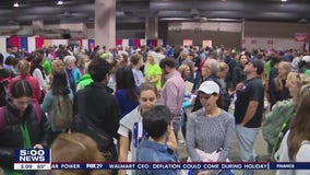 Philadelphia Marathon weekend begins as runners check in