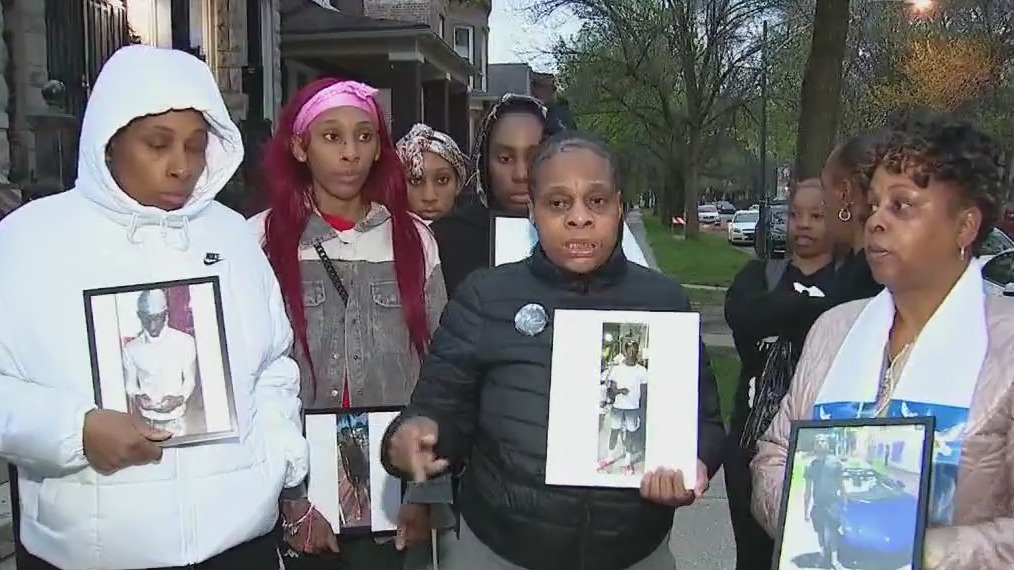 Family of slain Englewood man demands justice after suspect's release