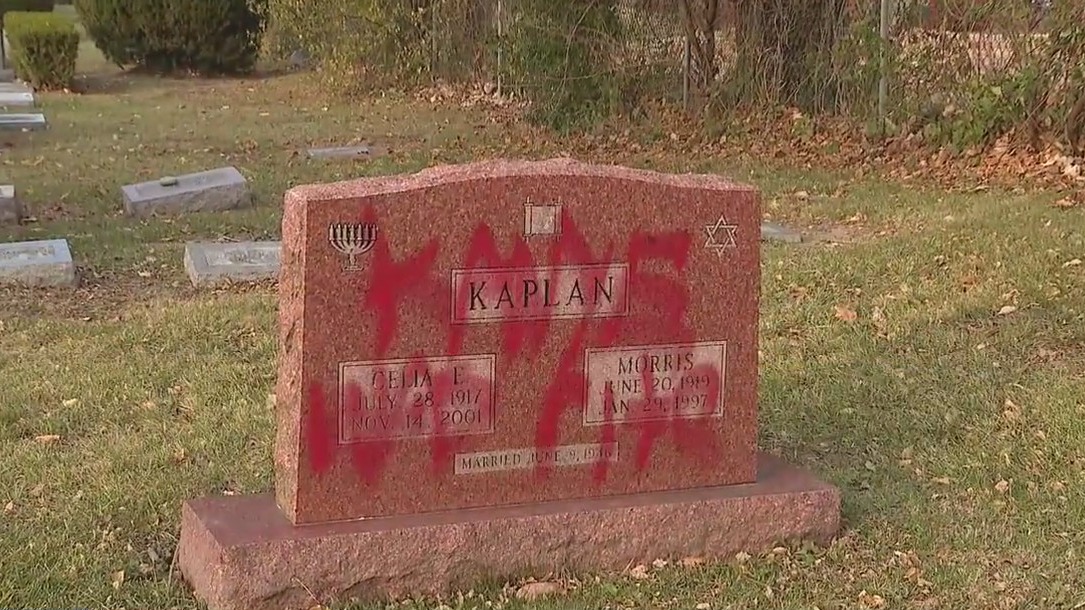 Jewish cemetery vandalized in suburban Chicago: 'Kanye was rite'