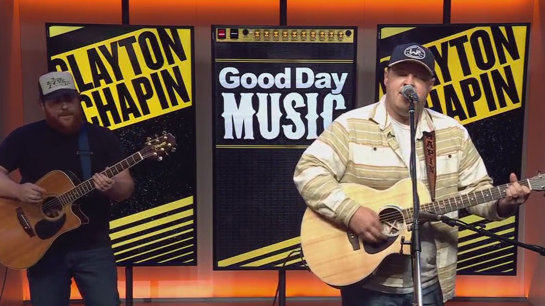 Clayton Chapin performs 'Workin' on Me'