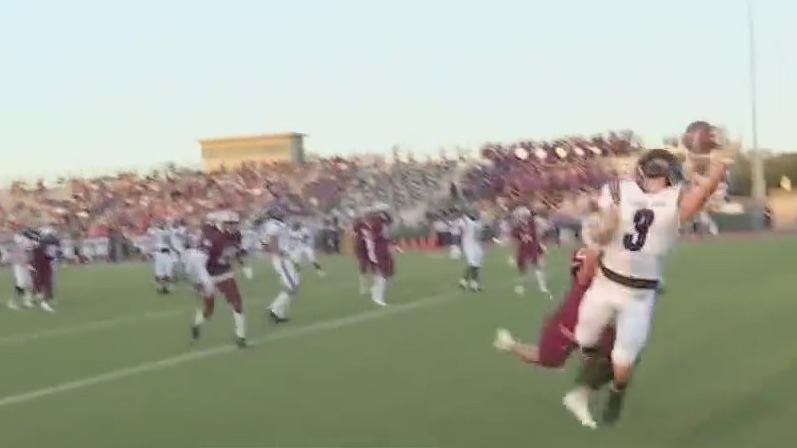 Cedar Ridge D stifles Round Rock in surprise district-opening win