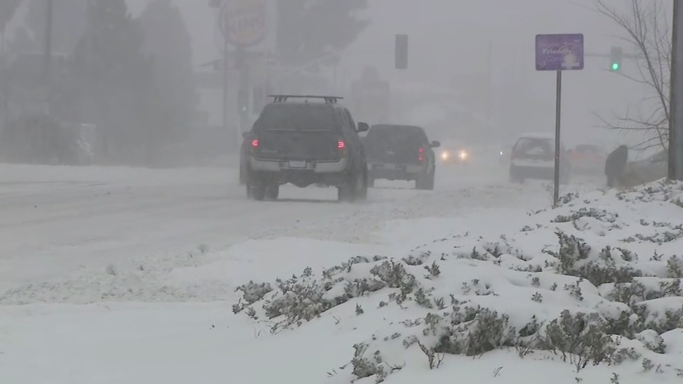 Winter storm hits Arizona with rain in the Valley, snow in high country
