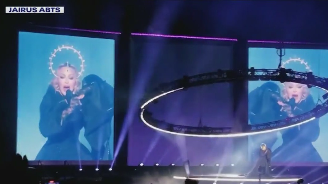 Madonna 3 hours late starting concert