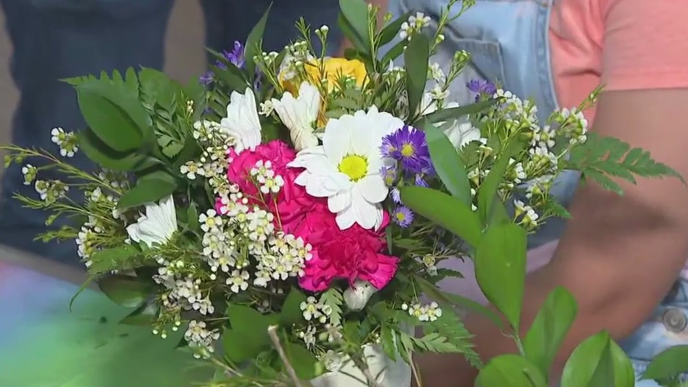 Business 'blooming' at Buford floral studio