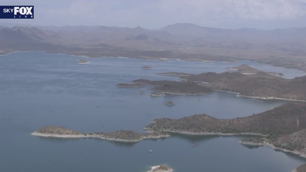 Child hurt in Lake Pleasant boating accident