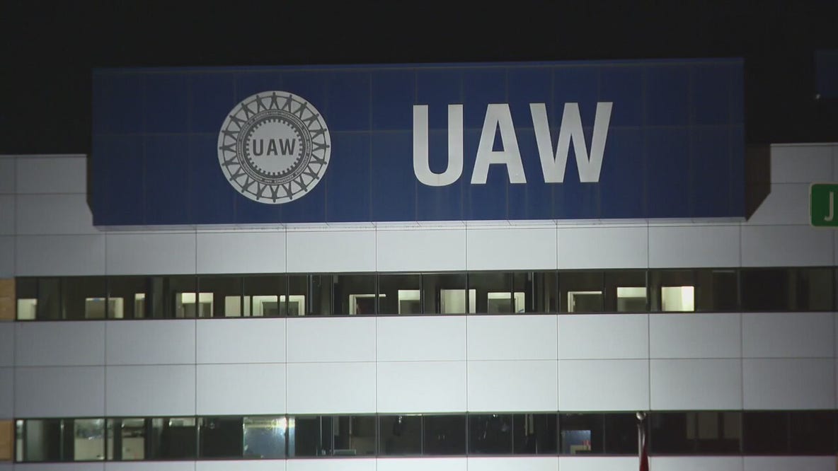UAW bargaining with Big 3 starts off rocky