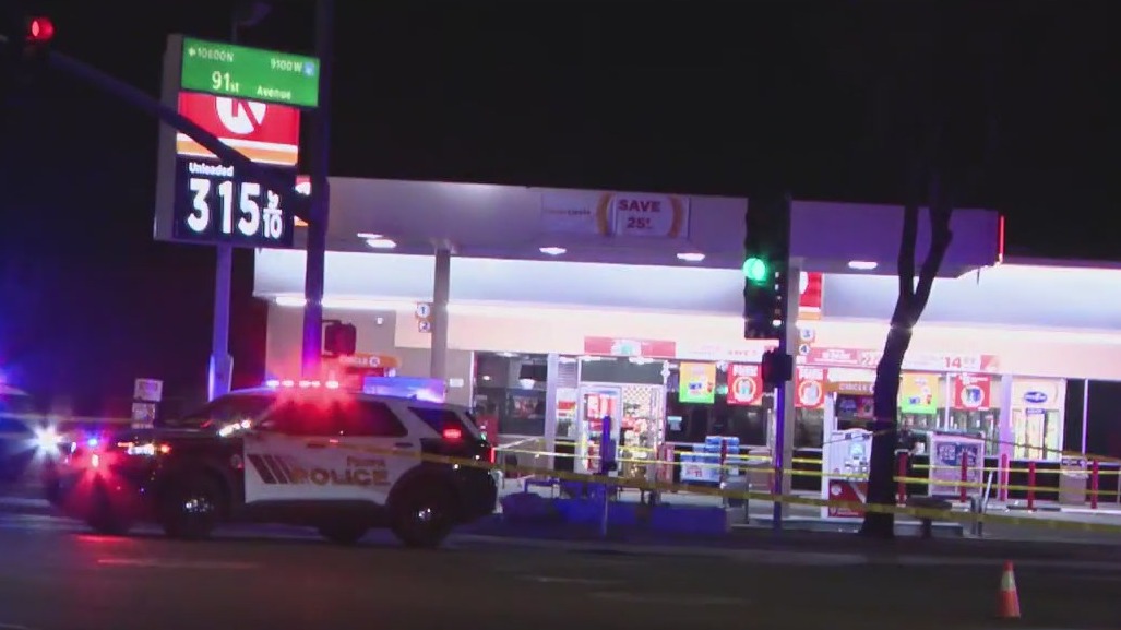 1 hurt in Peoria Police shooting
