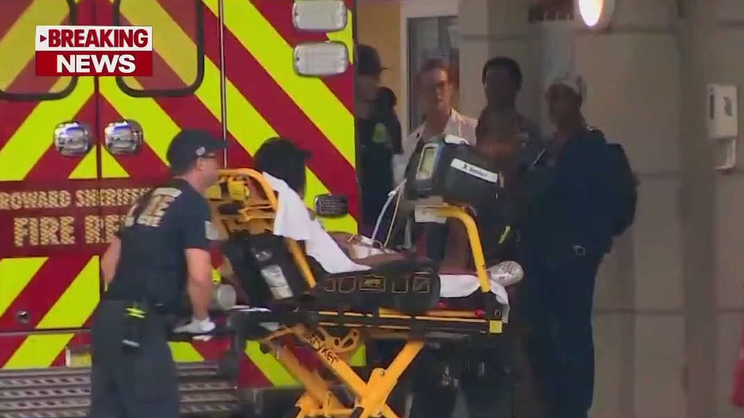 9 injured in shooting at beach in Hollywood