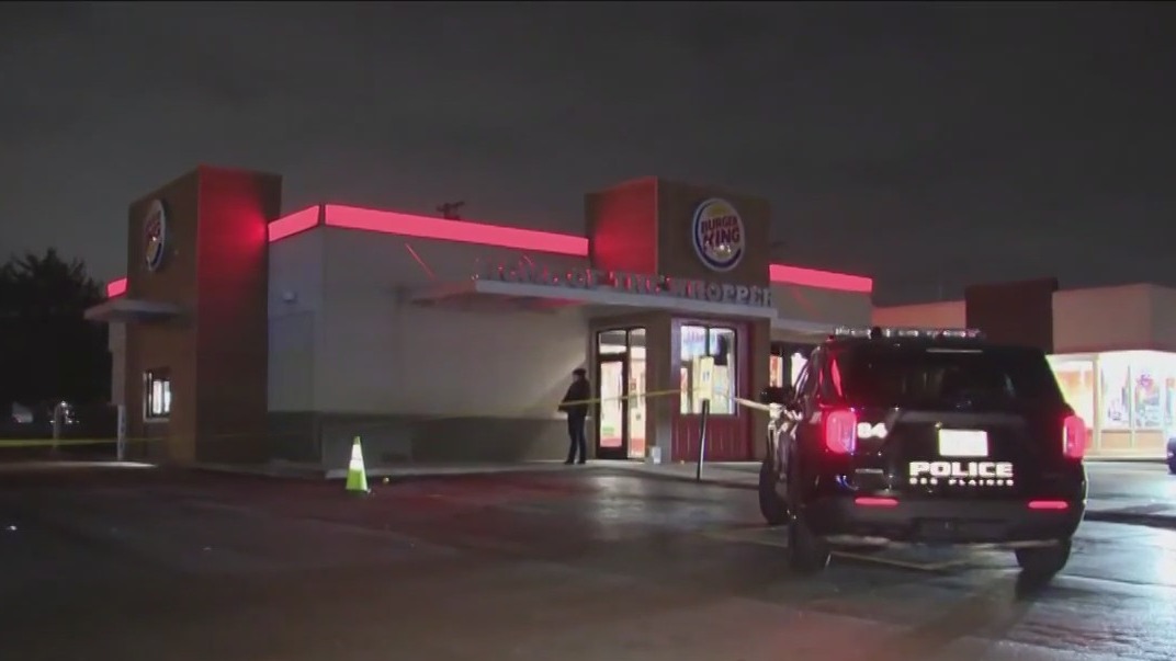 Man stabbed to death at Des Plaines Burger King: police