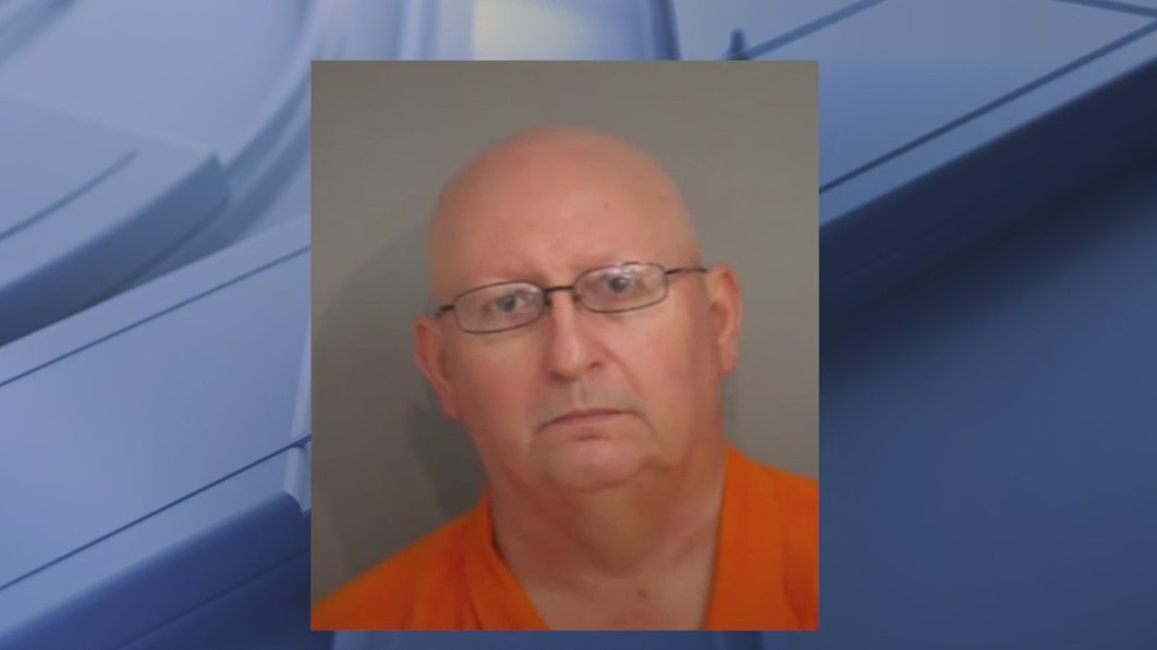 Florida man accused of having "extensive" collection of child pornography