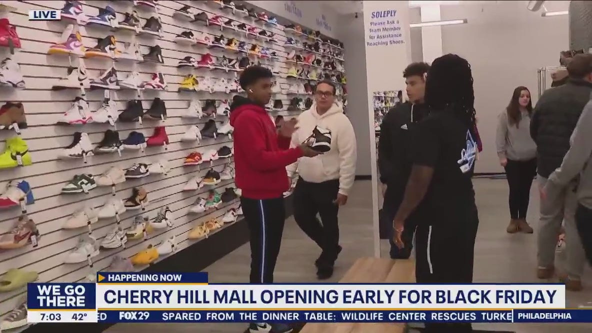 Sneaker heads find Black Friday deals at Soleply