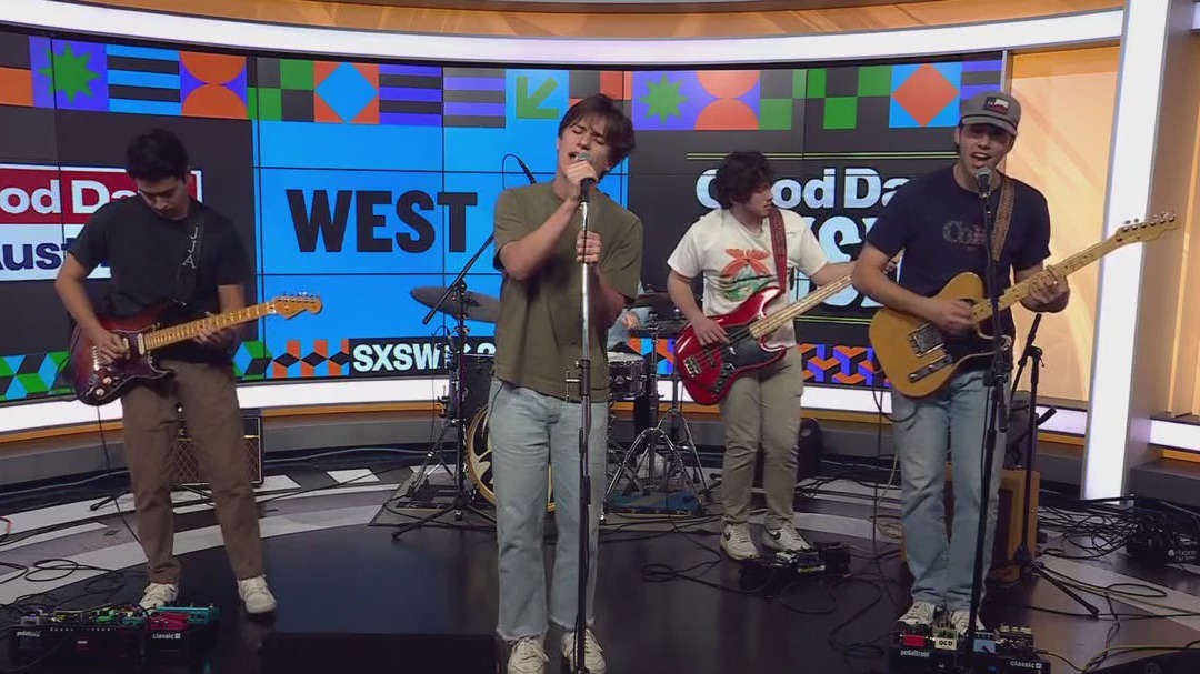 West 22nd performs 'Sunburns'