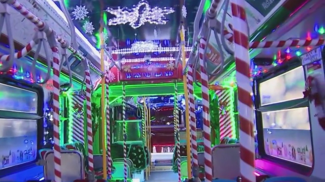 CTA Holiday Bus is back in Chicago