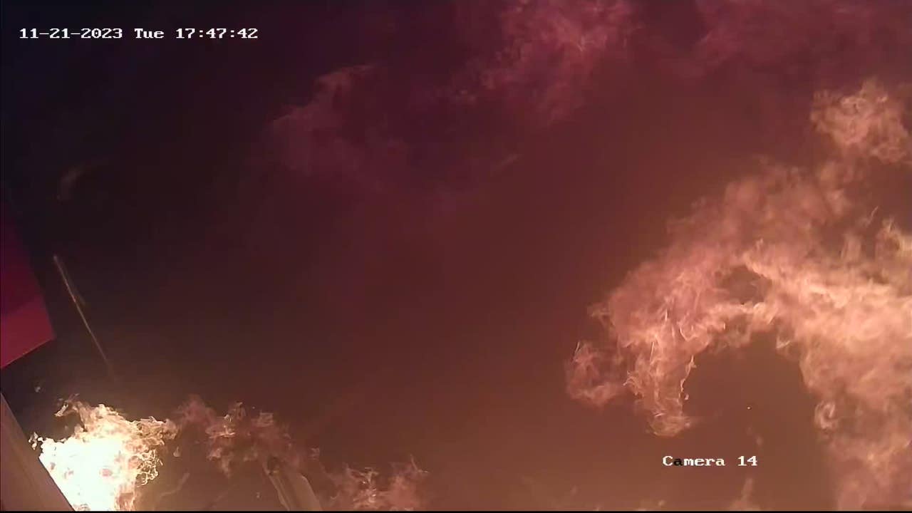 Plano plane crash Flames seen on surveillance footage