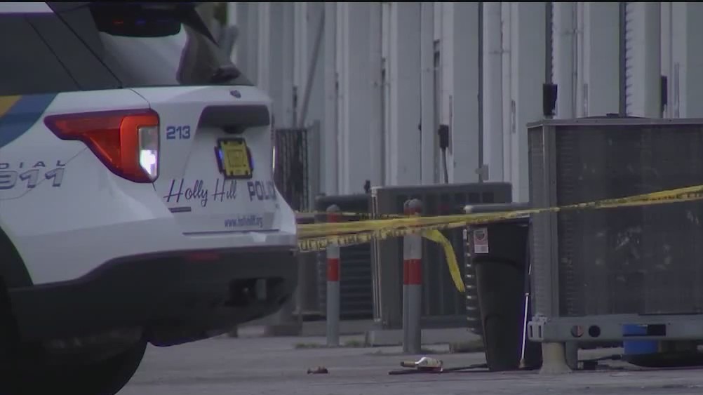 Man shot, killed after fight at Holly Hill car wash