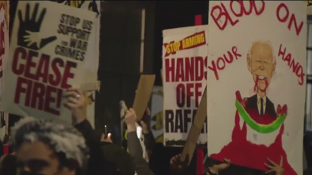 Biden's Bay Area visit encounters supporters and protestors