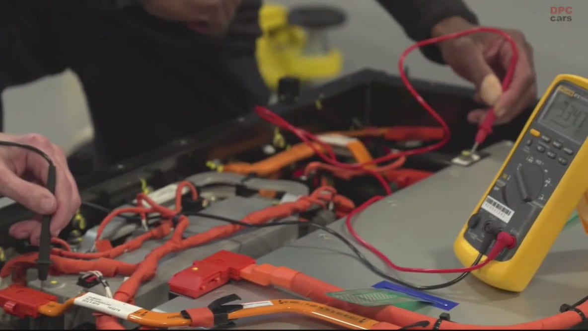 Granholm announces $3.1 billion in electric vehicle battery funding opportunities