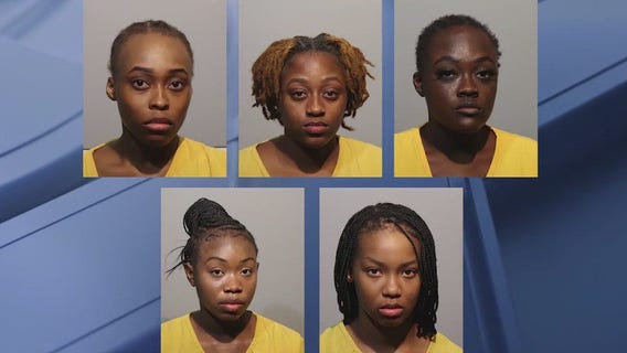 Clogged toilet leads to arrest of 5 people